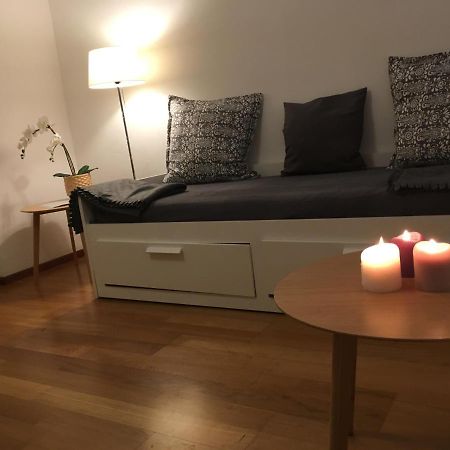 Parking Voiture & Appartement 2Pcs Lausanne Centre エクステリア 写真
