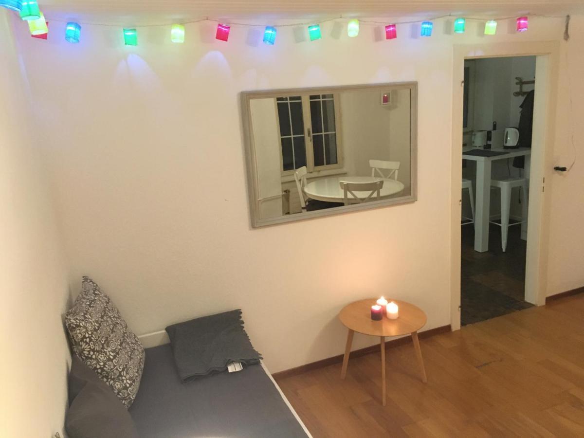 Parking Voiture & Appartement 2Pcs Lausanne Centre エクステリア 写真
